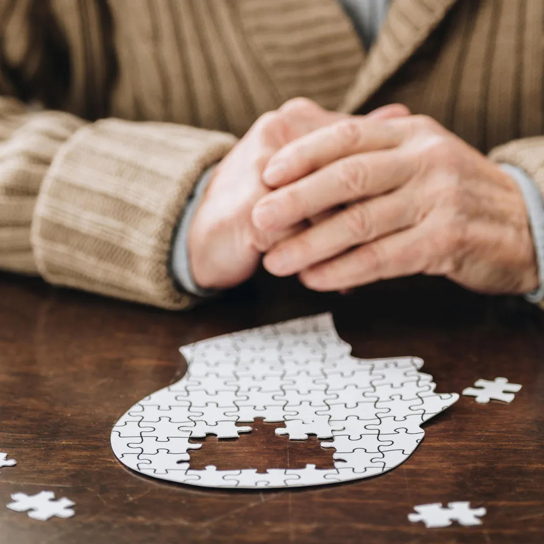 Study Reveals Dementia Risk Factors in Individuals Over 90